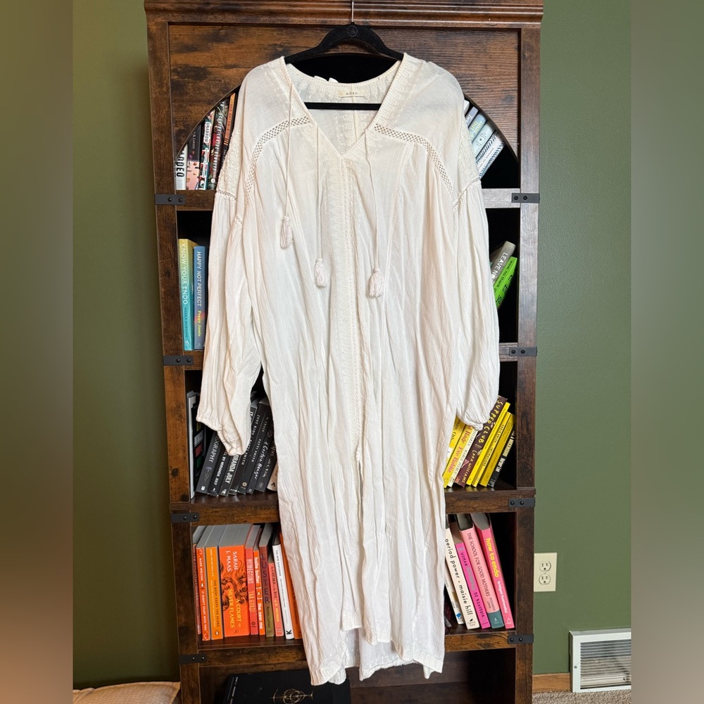 Doen white nightgown